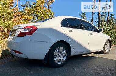 Седан Geely Emgrand 7 (EC7) 2013 в 