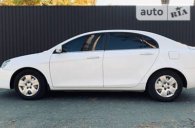 Седан Geely Emgrand 7 (EC7) 2013 в 