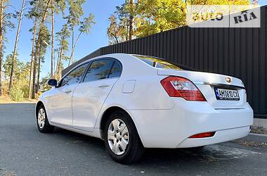 Седан Geely Emgrand 7 (EC7) 2013 в 