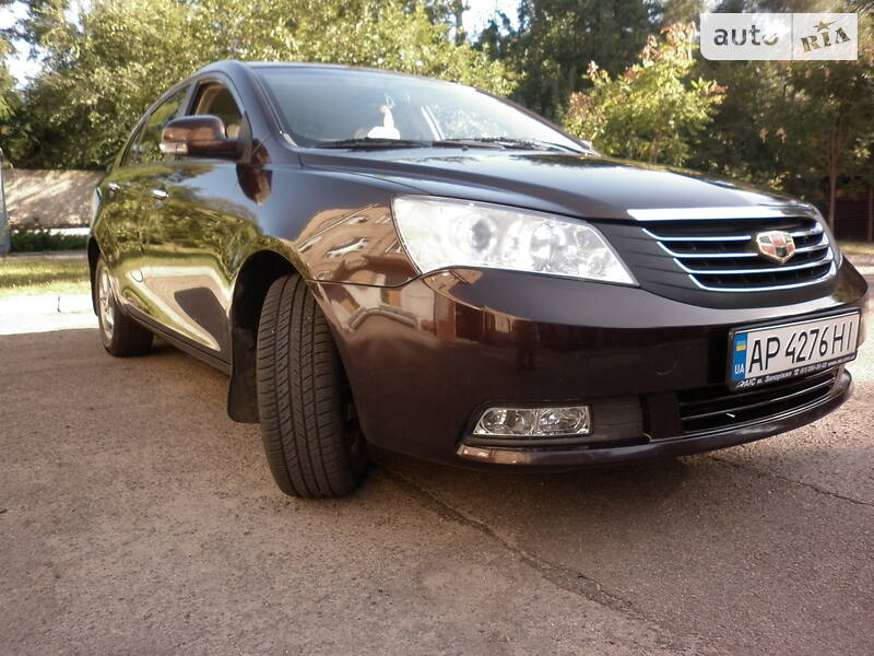 Седан Geely Emgrand 7 (EC7) 2012 в 