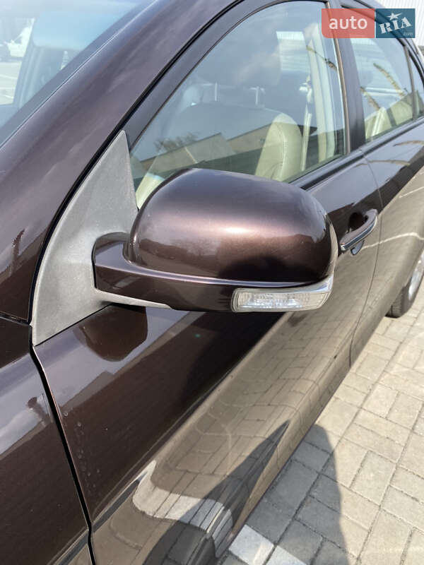 Седан Geely Emgrand 7 (EC7) 2012 в Черкасах