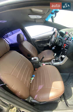 Седан Geely Emgrand 7 (EC7) 2013 в 