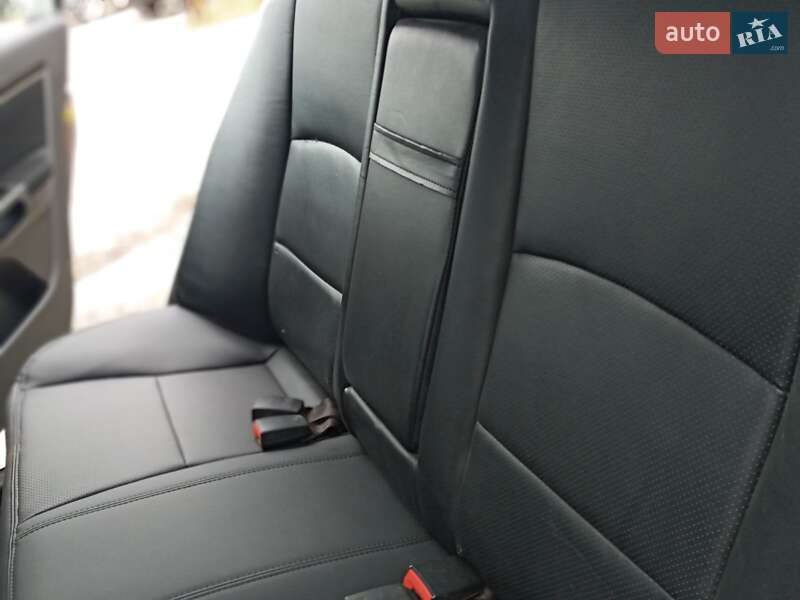 Позашляховик / Кросовер Geely Emgrand 7 (EC7) 2013 в Калуші