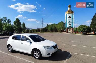 Хэтчбек Geely Emgrand 7 (EC7) 2014 в 