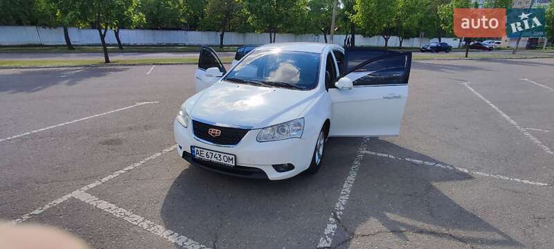 Хетчбек Geely Emgrand 7 (EC7) 2014 в Кривому Розі