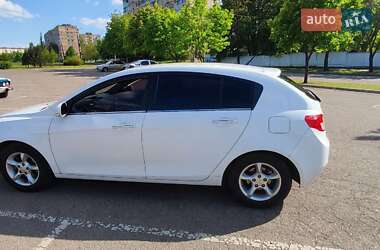 Хэтчбек Geely Emgrand 7 (EC7) 2014 в 