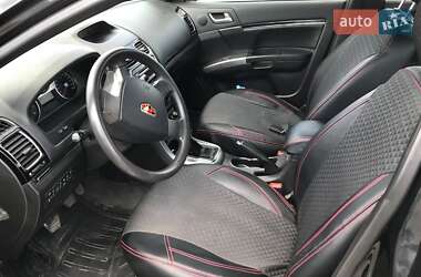 Седан Geely Emgrand 7 (EC7) 2013 в 
