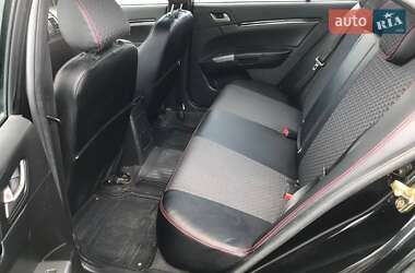 Седан Geely Emgrand 7 (EC7) 2013 в 