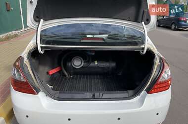 Седан Geely Emgrand 7 (EC7) 2014 в 