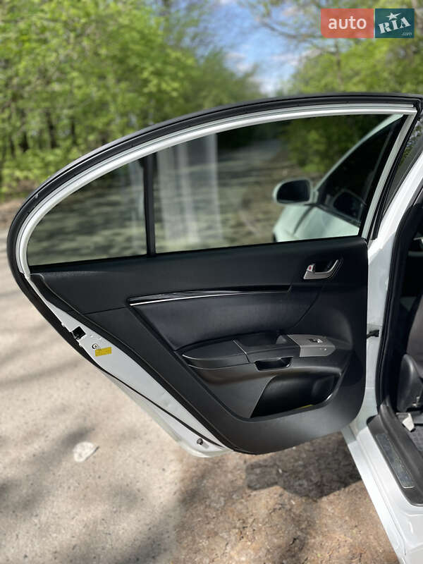 Седан Geely Emgrand 7 (EC7) 2014 в Полтаве