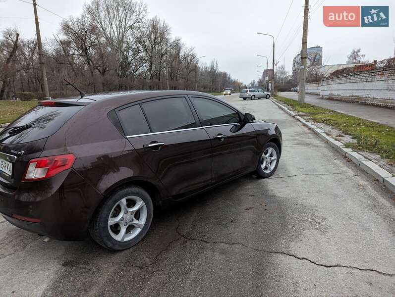 Хетчбек Geely Emgrand 7 (EC7) 2013 в Запоріжжі