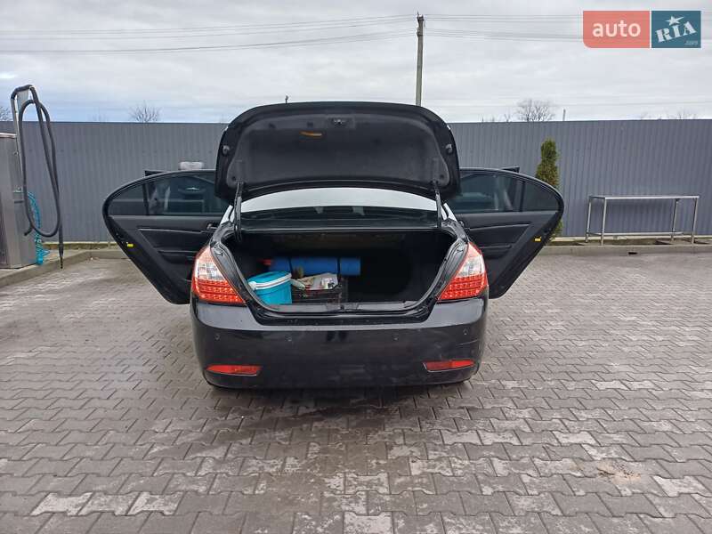 Седан Geely Emgrand 7 (EC7) 2013 в Шептицькому