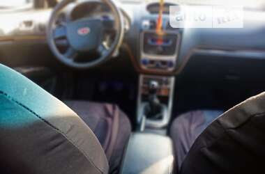 Седан Geely Emgrand 7 (EC7) 2014 в 