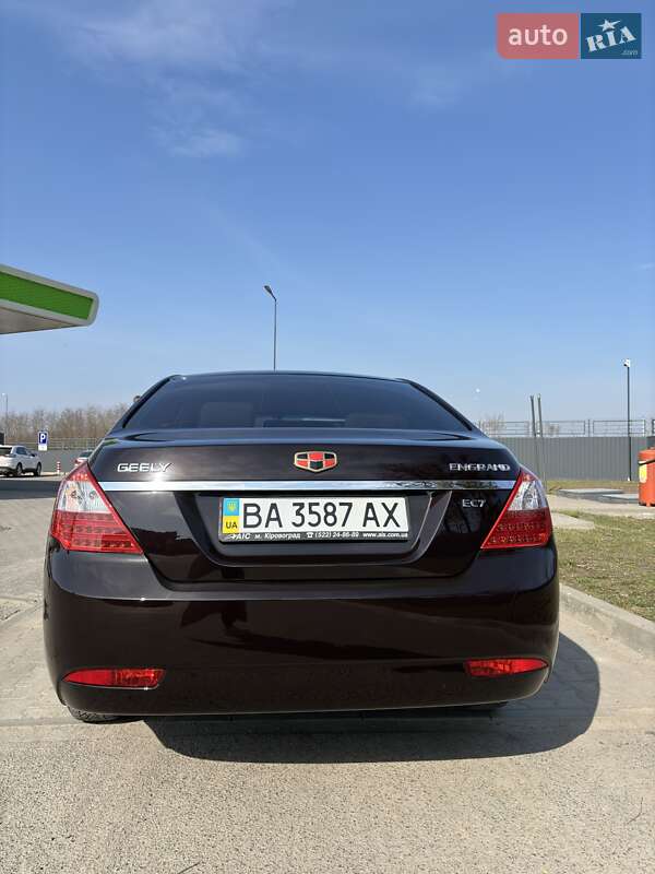 Седан Geely Emgrand 7 (EC7) 2011 в Голованівську