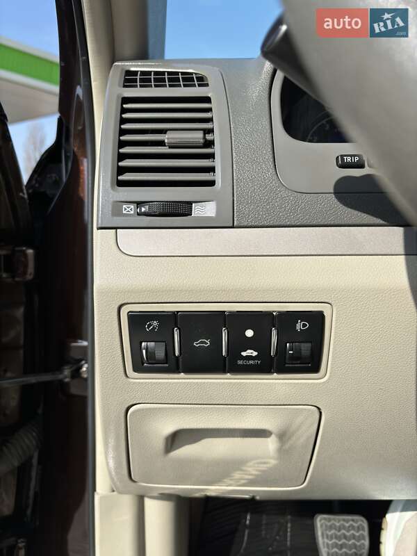 Седан Geely Emgrand 7 (EC7) 2011 в Голованівську