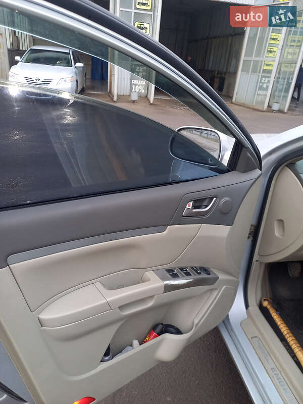 Седан Geely Emgrand 7 (EC7) 2011 в Николаеве