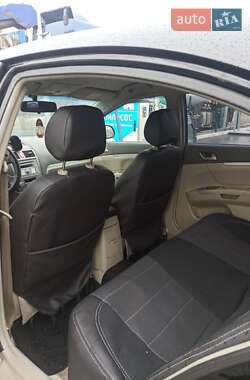 Седан Geely Emgrand 7 (EC7) 2011 в Києві
