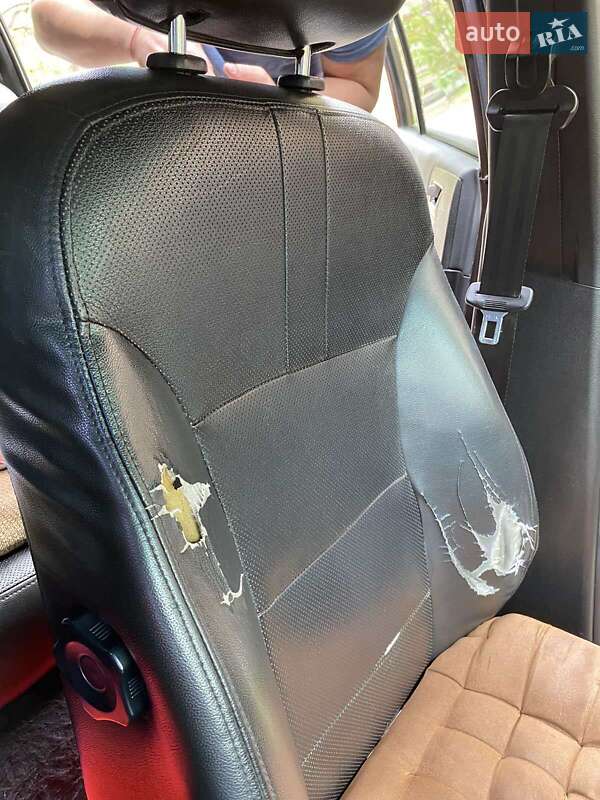 Хэтчбек Geely Emgrand 7 (EC7) 2014 в Николаеве фото 6 Хэтчбек Geely Emgrand 7 (EC7) 2014 в Николаеве