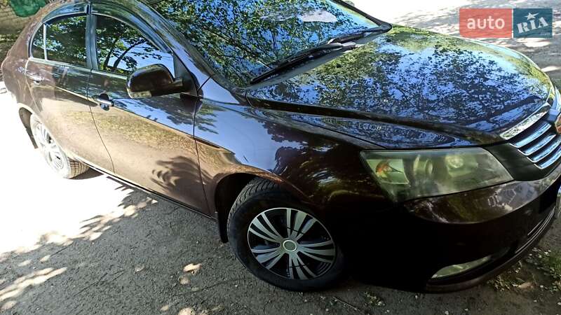 Седан Geely Emgrand 7 (EC7) 2013 в Запоріжжі