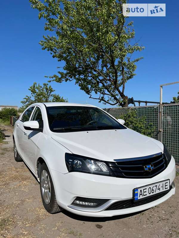 Седан Geely Emgrand 7 (EC7) 2016 в Днепре