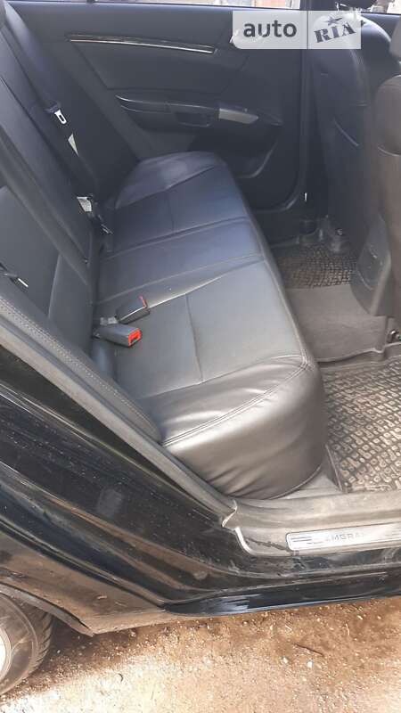 Седан Geely Emgrand 7 (EC7) 2014 в Кривому Розі