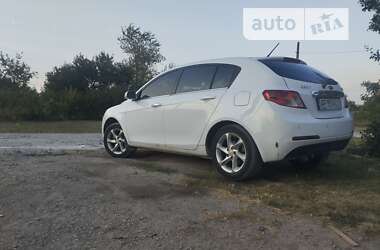 Хетчбек Geely Emgrand 7 (EC7) 2014 в Запоріжжі