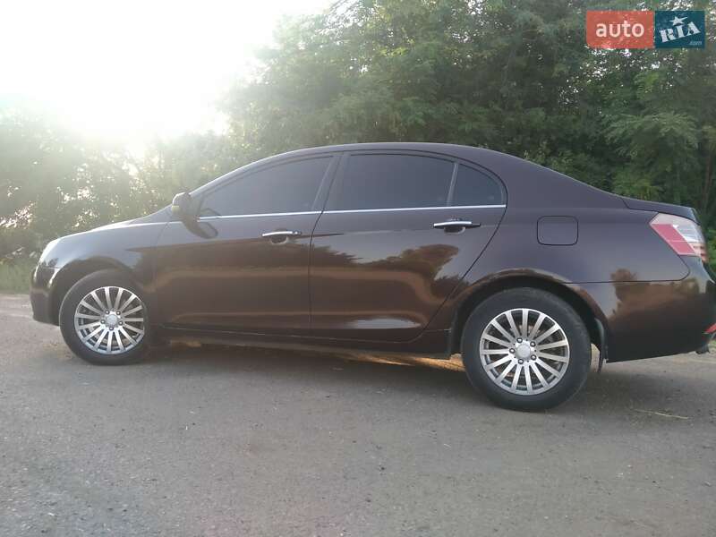 Седан Geely Emgrand 7 (EC7) 2012 в Миколаєві
