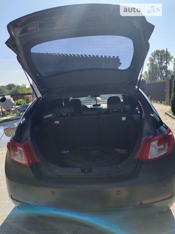 Хетчбек Geely Emgrand 7 (EC7) 2014 в Києві