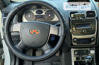 Седан Geely Emgrand 7 (EC7) 2012 в 