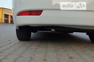 Седан Geely Emgrand 7 (EC7) 2012 в 