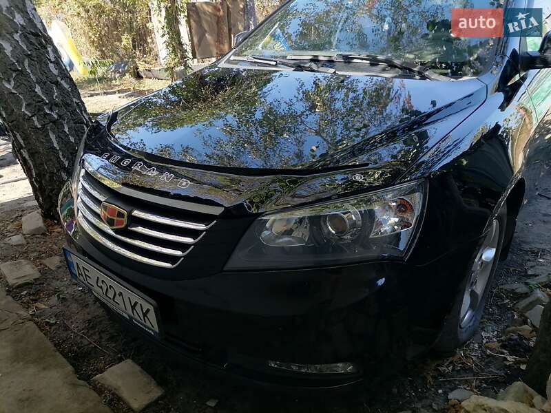 Седан Geely Emgrand 7 (EC7) 2013 в 