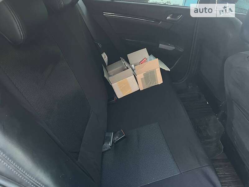 Седан Geely Emgrand 7 (EC7) 2012 в Черкасах