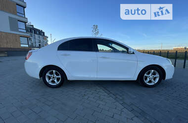 Седан Geely Emgrand 7 (EC7) 2013 в 