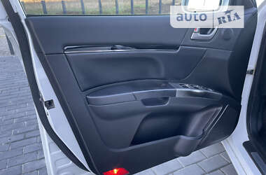 Седан Geely Emgrand 7 (EC7) 2013 в 