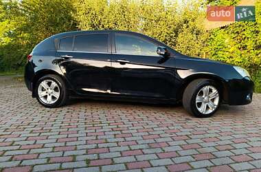 Хетчбек Geely Emgrand 7 (EC7) 2012 в 