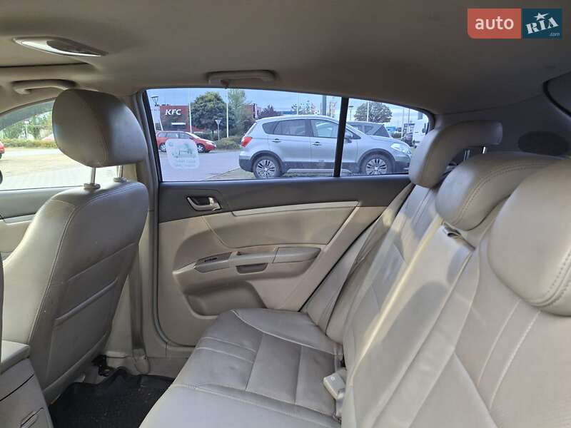 Хетчбек Geely Emgrand 7 (EC7) 2012 в Рівному