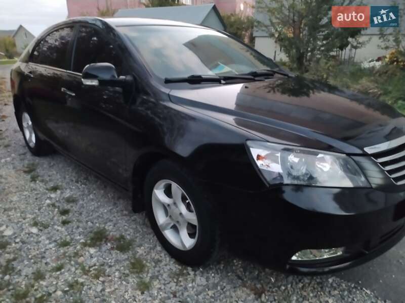 Седан Geely Emgrand 7 (EC7) 2013 в 