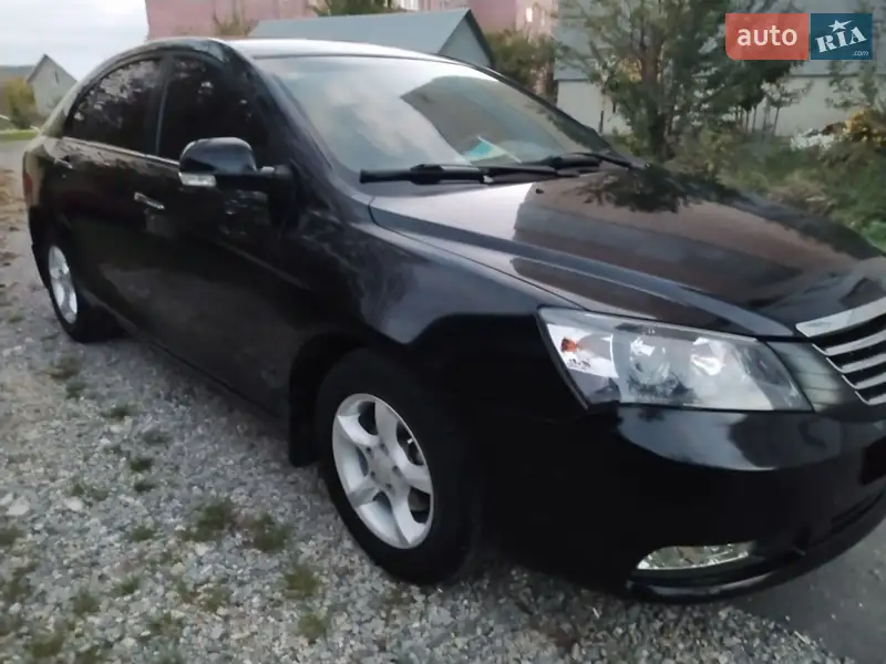 Седан Geely Emgrand 7 (EC7) 2013 в 