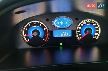 Седан Geely Emgrand 7 (EC7) 2013 в 
