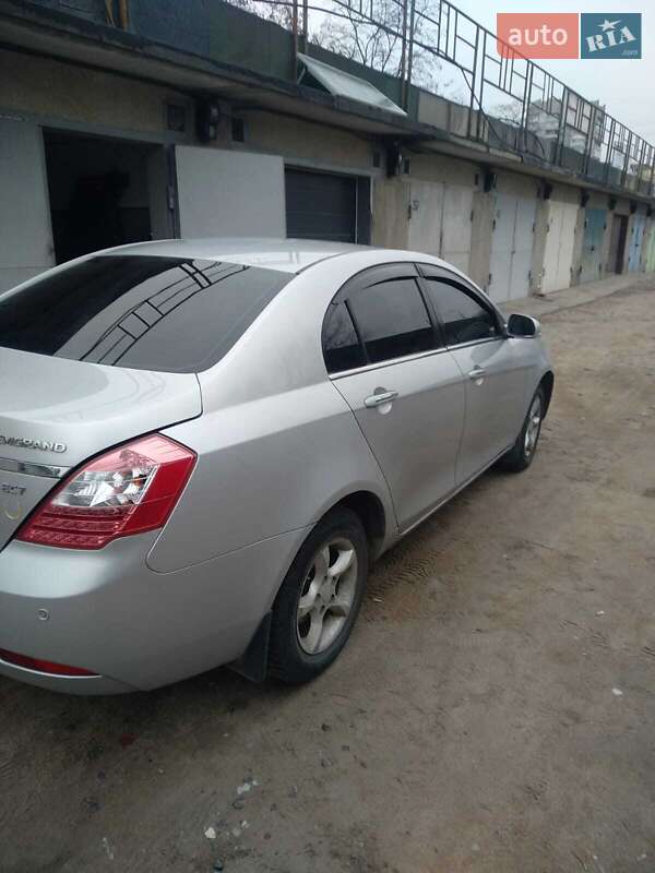 Седан Geely Emgrand 7 (EC7) 2013 в Каменском