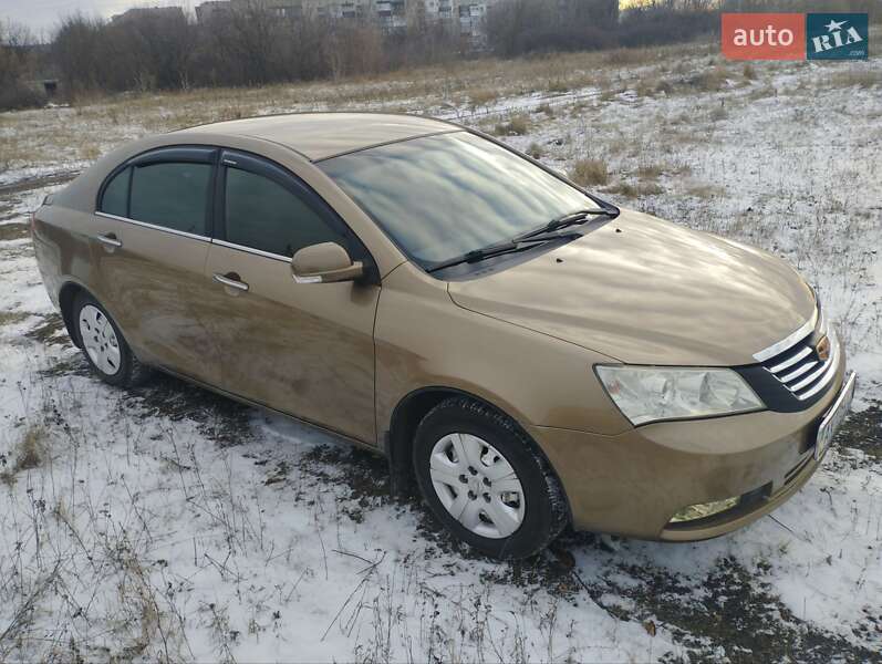 Седан Geely Emgrand 7 (EC7) 2012 в Краснограді