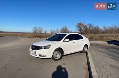 Седан Geely Emgrand 7 (EC7) 2013 в 
