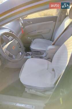 Седан Geely Emgrand 7 (EC7) 2012 в 