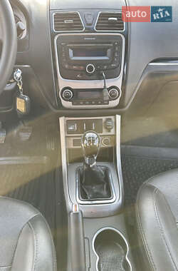 Седан Geely Emgrand 7 (EC7) 2014 в 