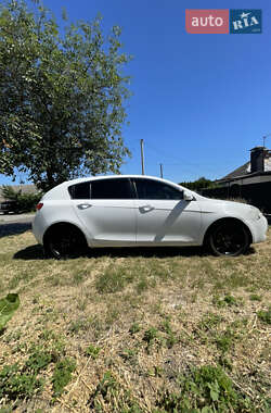 Хетчбек Geely Emgrand 7 (EC7) 2013 в 
