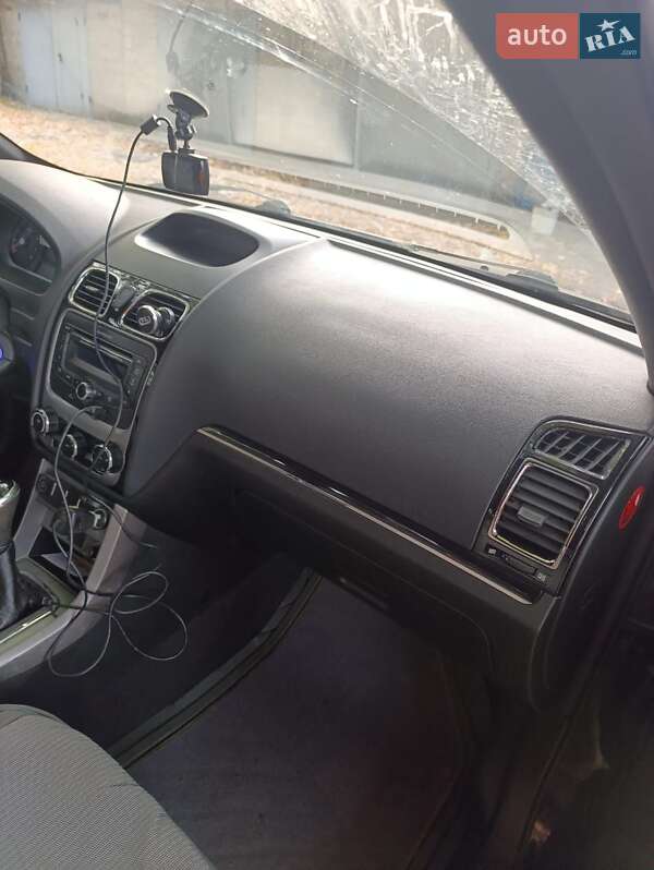 Седан Geely Emgrand 7 (EC7) 2013 в Борисполі