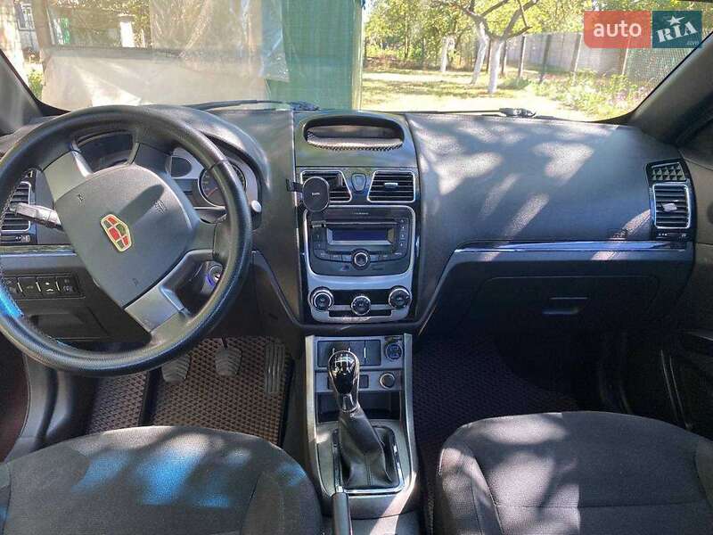Седан Geely Emgrand 7 (EC7) 2015 в Киеве