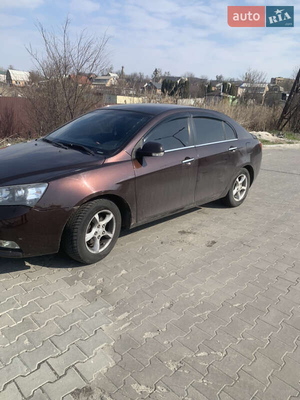 Седан Geely Emgrand 7 (EC7) 2014 в Гостомеле