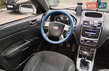 Седан Geely Emgrand 7 (EC7) 2013 в 
