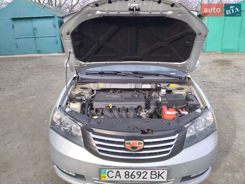 Седан Geely Emgrand 7 (EC7) 2013 в Тальном